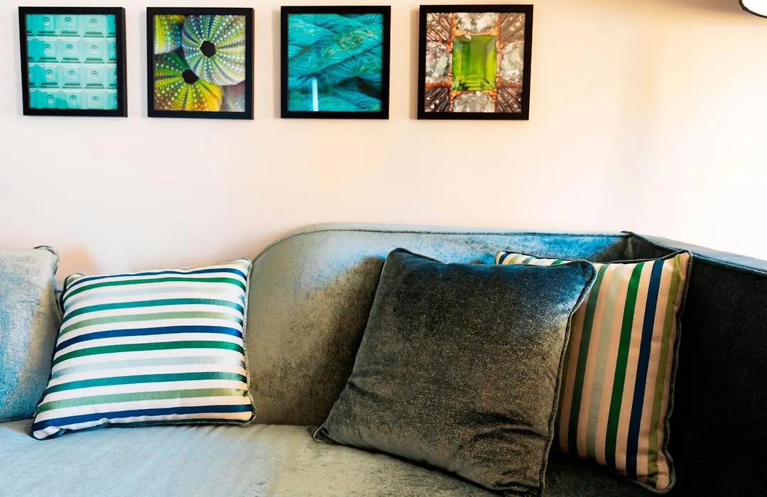 Amadomus Luxury Suites-1